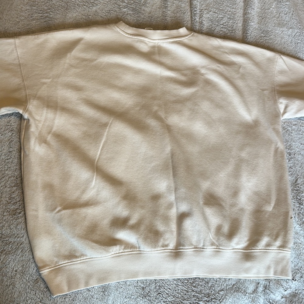 H&M Disney Sweatshirt so L - Picture 5 of 5